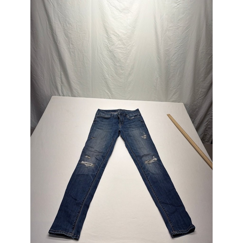 White House Black Market The Skinny Distressed Blue Jeans Size 4
